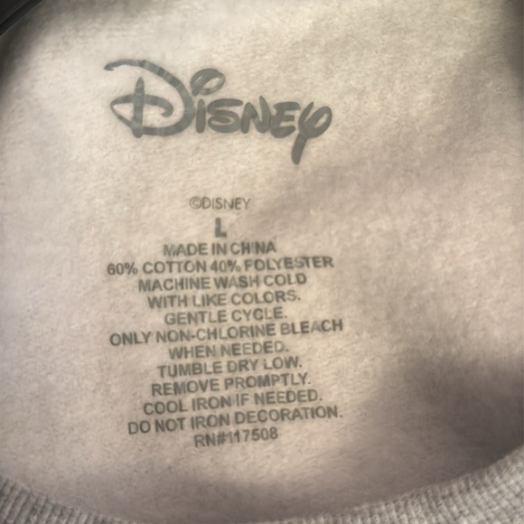 Disney Gray Crew Neck Sweater w/Alice in Wonderland theme sz L - Picture 4 of 5